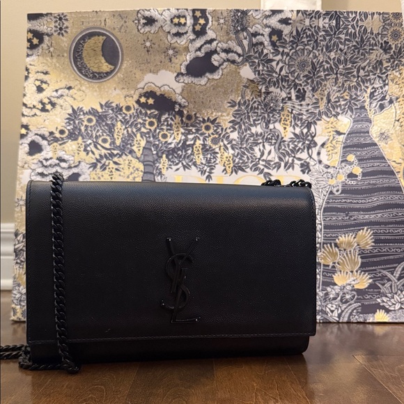 Yves Saint Laurent Handbags - Yves Saint Laurent Black Shoulder Bag